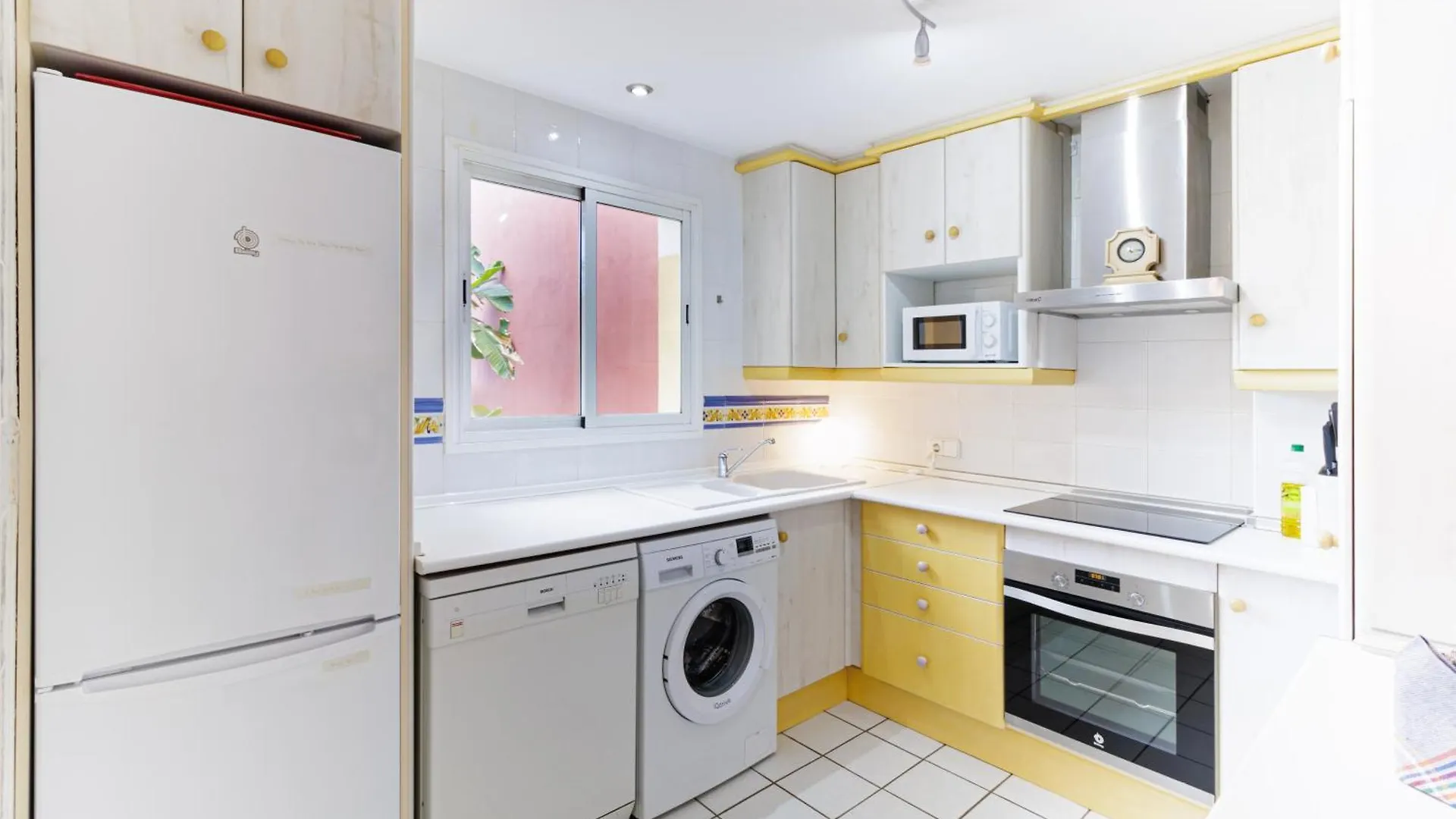 Apartamento El Senorio De Capistrano Nerja 0*,  Španělsko